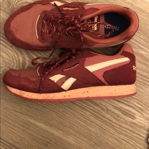 Reebok Classic Harman Sneaker Pink and Maroon
